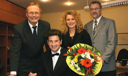 goldenesbuch_500x300