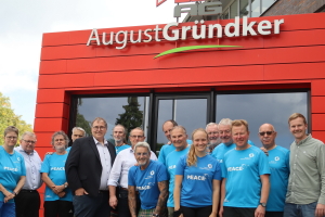 2025-09-02-Friedenslauf-Fa.Gründker-Teamaufnahme